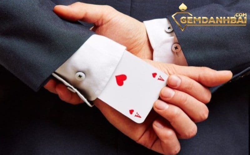Những chiêu trò lừa đảo cờ bạc bịp thường thấy